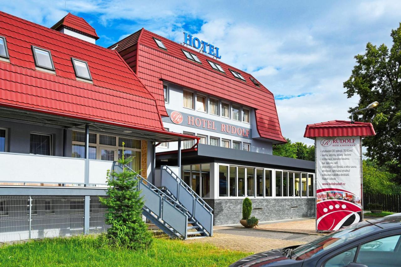 鲁道夫酒店 Havířov 外观 照片